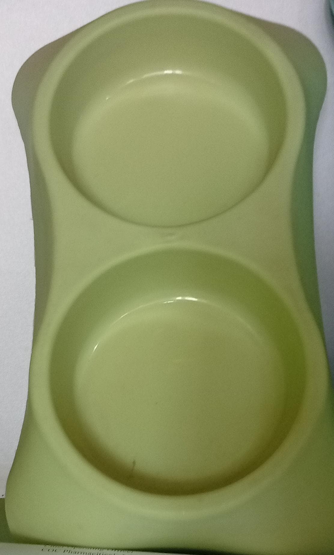 2 IN 1 PLASTIC DOG PLATE MEDIUM
